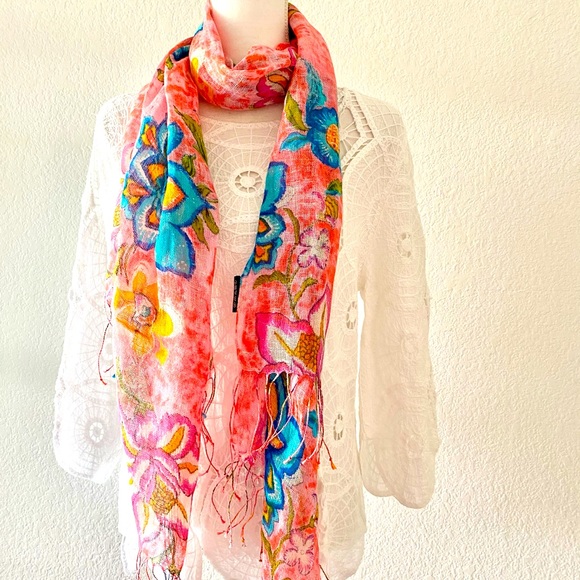 Violet Del Mar Floral Linen Scarf Wrap NWOT - Picture 2 of 10